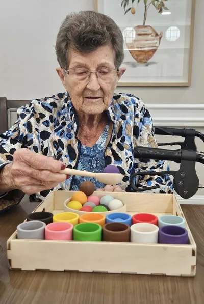 Joyce - Color Sorting Activity